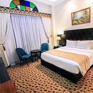 3* Hotel The Luneta